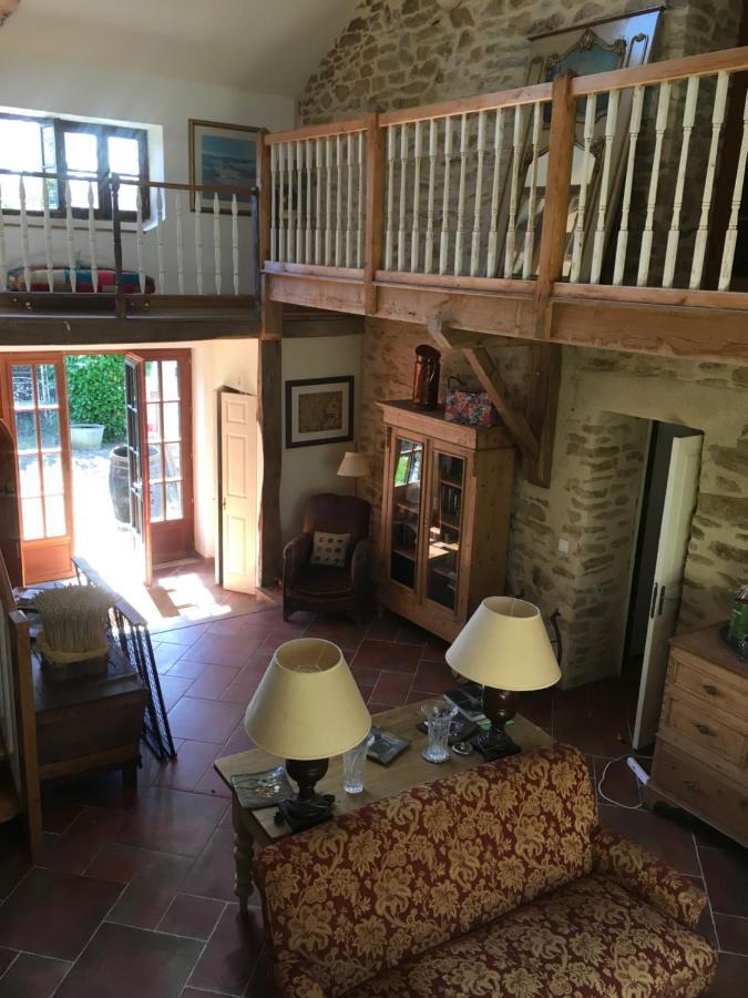 No 6 Bed & Breakfast Dournazac ภายนอก รูปภาพ